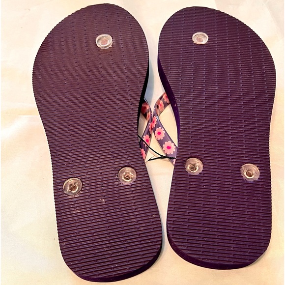 Vera Bradley NWT Flip Flops Slippers Sandals Floral Pinks & Blue Size Small - Picture 8 of 9